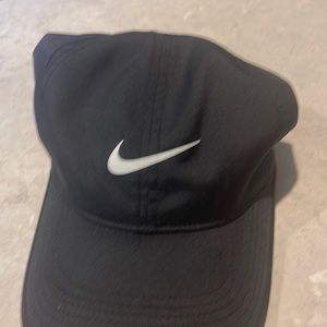 Men's Nike Dri-fit golf hat